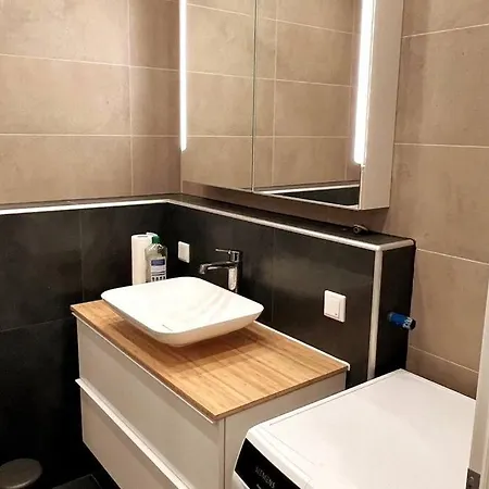 Apartment Lovely Flat Relax Near Center
